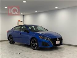 نيسان ألتيما